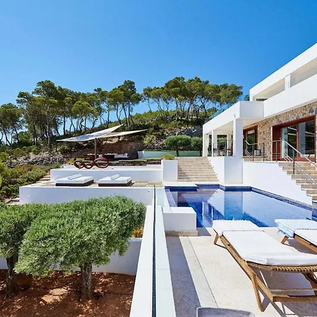 Casa Lines Cala Llonga (Ibiza)
