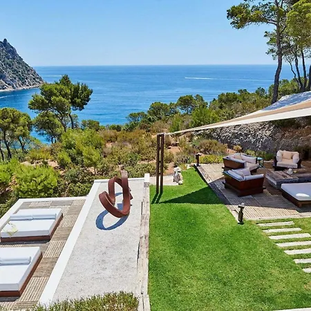 Casa Lines Cala Llonga (Ibiza)